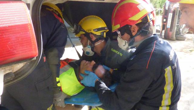 Bomberos de Castilla-La Mancha se forman en técnicas de intervención en accidentes de tráfico