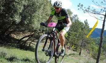 Cientos de ciclistas preparan con intensidad la carrera de BTT 'Gran Fondo MTB Sierra de Alcaraz’