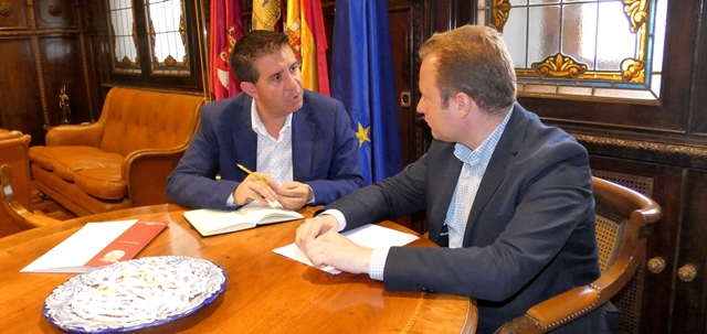 Cabañero y Casañ se reúnen para abordar asuntos de interés para Albacete