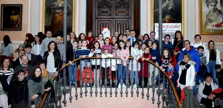 La infancia de la radio toma la palabra en el Pleno de la Diputación de Albacete