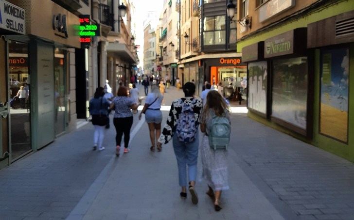 La campaña de apoyo al comercio de Albacete lanzada por FECOM aglutina a 500 establecimientos