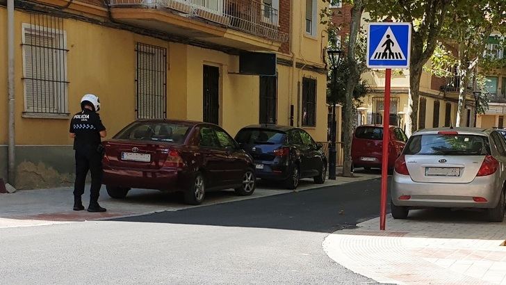 Multas en la calles Blasco Ibáñez, sin señales de prohibición todavía.