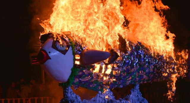 La quema de la sardina da por terminado el Carnaval 2018 de Albacete.