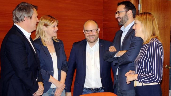 Ciudadanos y PSOE explican el acuerdo al que han llegado en Castilla-La Mancha