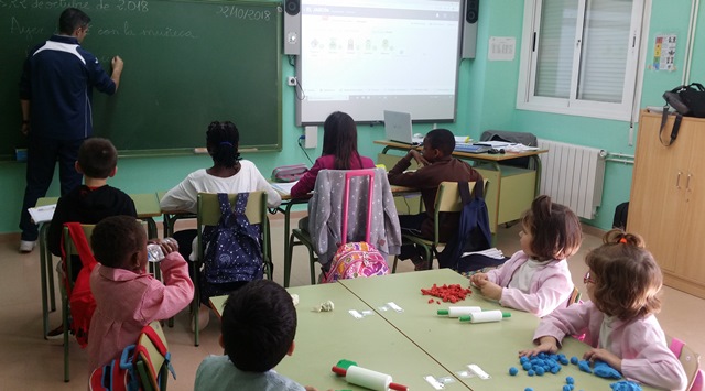 Castilla-La Mancha cierra trimestre con el 0,35% de aulas confinadas, la mitad que la media nacional
