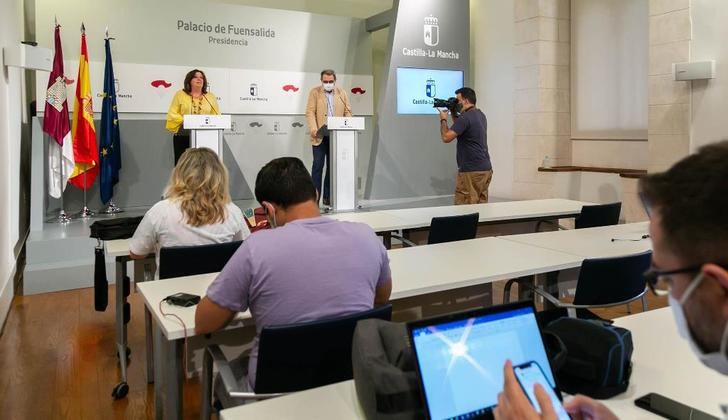 Castilla-La Mancha reservará material sanitario hasta 120 días, frente a la mitad de tope de la estrategia nacional