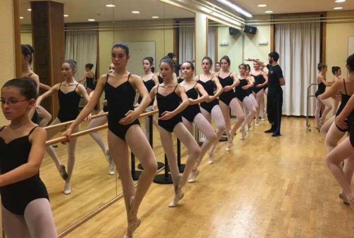 El Teatro de la Paz acoge la clausura de curso de Danza del Conservatorio de la Diputación de Albacete
