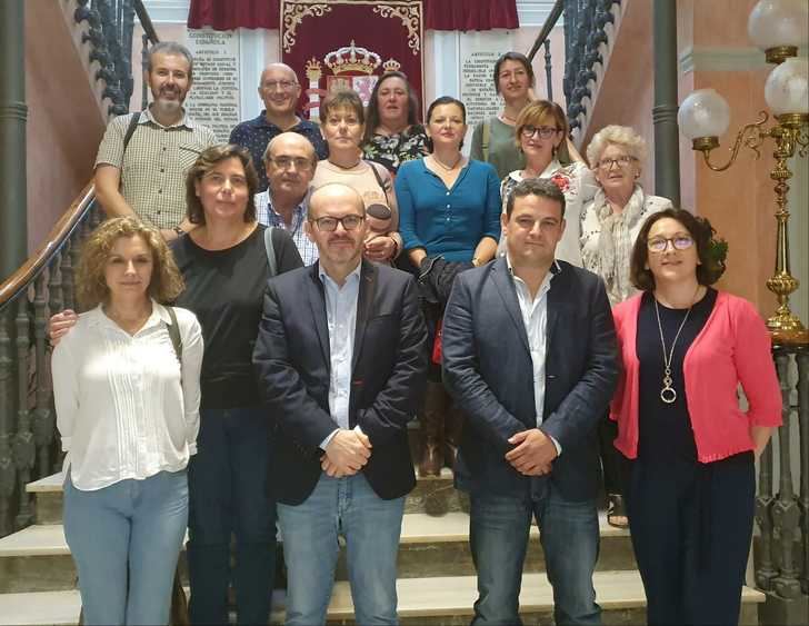  
El convenio del Consorcio Provincial de Servicios Sociales de la Diputación de Albacete consolida el incremento salarial y la mejora de la conciliación laboral