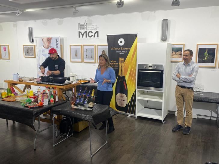 Curso de cocina picante en el Museo de la Cuchillería de Albacete de Javier García Albuger