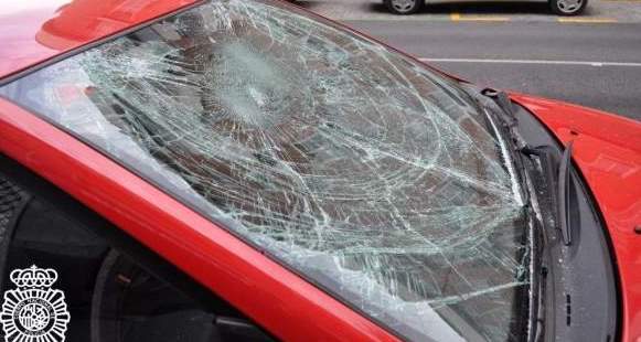 Identificados en Albacete los cuatro jóvenes que se dedicaban a golpear vehículos aparcados en la calle