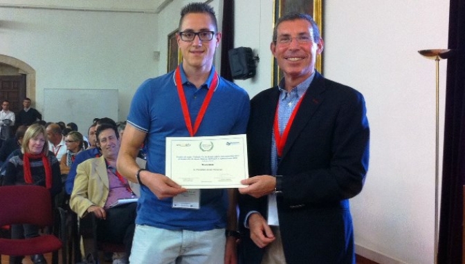 Francisco Javier Pérez, alumno de la Escuela de Informática de la UCLM, recibe un premio nacional al mejor trabajo fin de grado