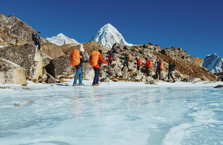 La Junta patrocina el documental de la expedición invernal al Everest que AMIAB organizó con personas con discapacidad