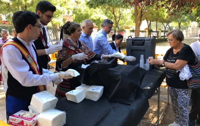 Chocolatada infantil en la Feria de Albacete antes de la vuelta al colegio