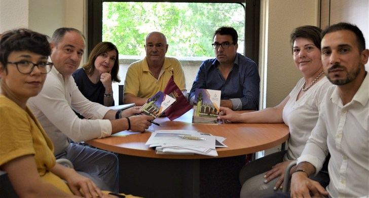 Ayuntamiento de Albacete y APRECU planifican el ‘III Encuentro Mundial de Capitales de la Cuchillería 2020’