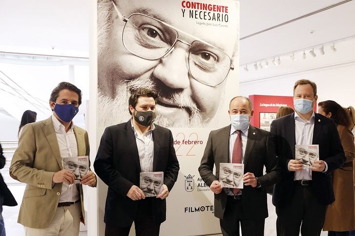 Albacete exhibe parte del legado donado José Luis Cuerda con la muestra 'Contingente y Necesario'