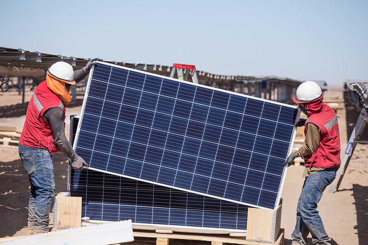 Eiffage Energía construirá dos parques de energía solar para OPDEnergy en México y España