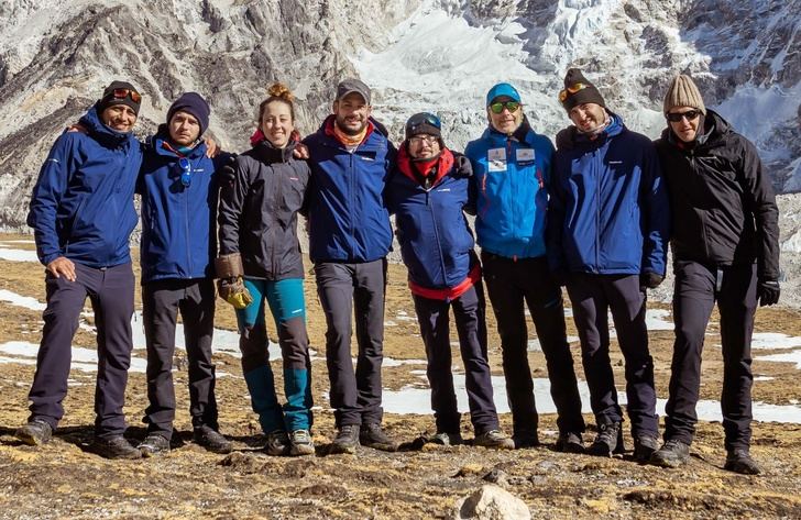 Óscar Cardo, el ‘ángel de la guarda’ de los deportistas de Amiab en su escalada al Everest
