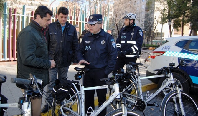 La Policía Local de Albacete estrena nuevos vehículos que facilitarán su labor diaria