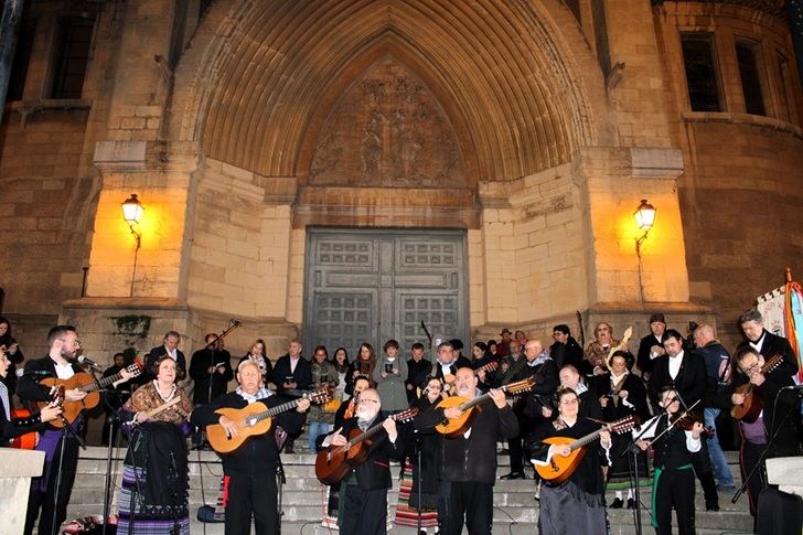 El alcalde de Albacete asegura que la Fiesta de los Mayos contribuye a la conservación y difusión de nuestras tradiciones