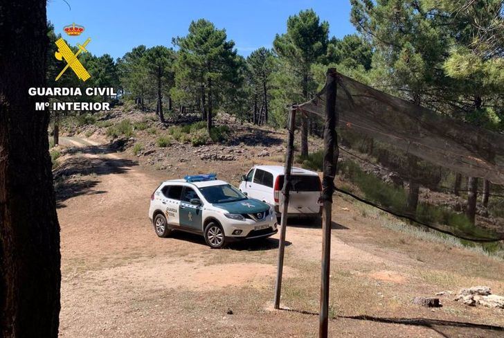 Localizadas dos personas que se habían desorientado cuando practicaban senderismo en un paraje de Molinicos