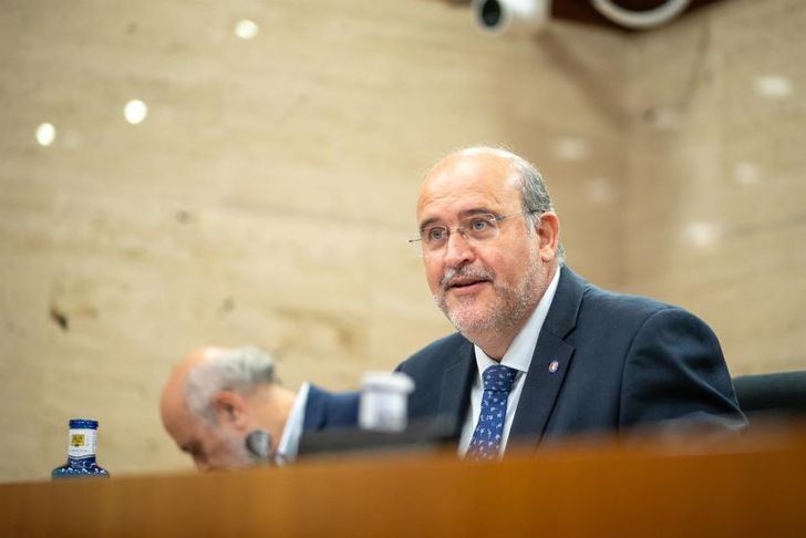 José Luis Martínez Guijarro expresa desconfianza sobre la financiación autonómica en la Conferencia de Presidentes