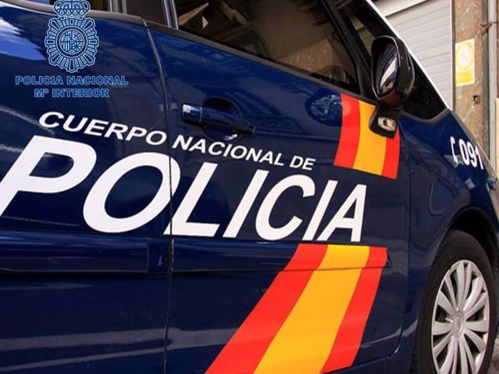 Arresto violento en Puertollano: hombre con 16 requisitorias judiciales intenta evadir la detención