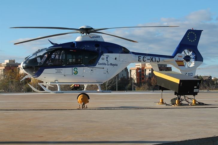 Trasladado en helicóptero a La Paz de Madrid un trabajador tras sufrir la amputación de una mano en Campollano (Albacete)