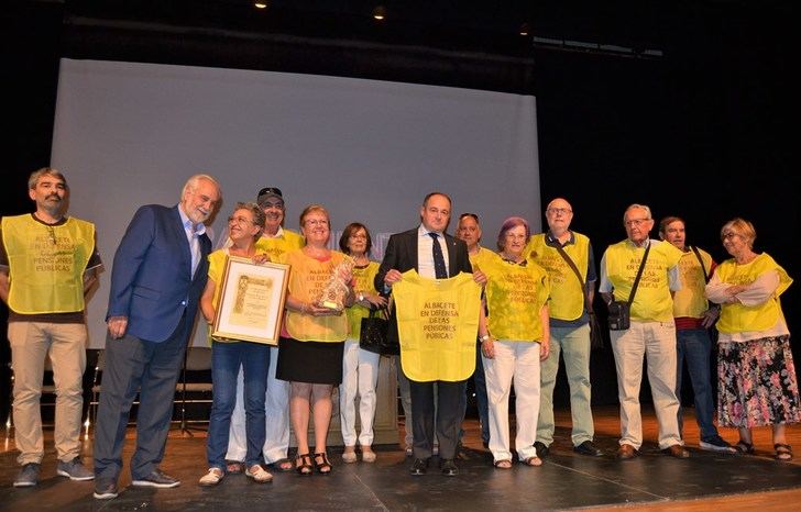 El Ayuntamiento prepara un acto simbólico de homenaje a las personas mayores de Albacete