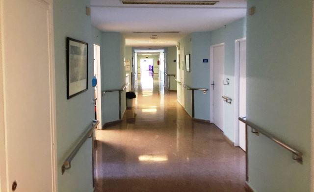 Reabierta la planta del Hospital de Hellín, cerrada desde el mes pasado por los daños de una tormenta