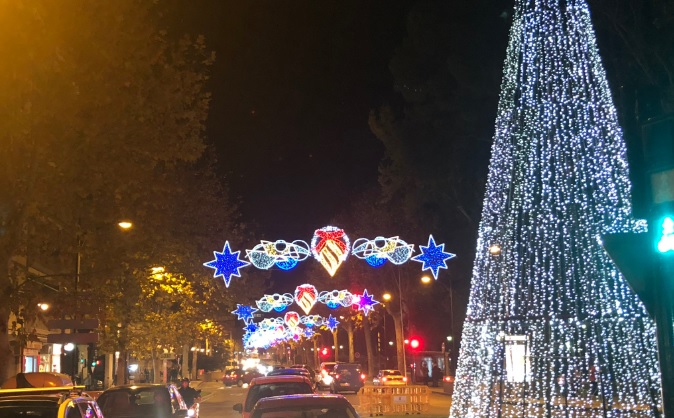 Las calles y plazas de Albacete ya brillan con las luces de Navidad