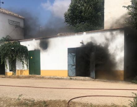 Los bomberos de Albacete sofocaron un incendio en Casa Nueva de Acequión