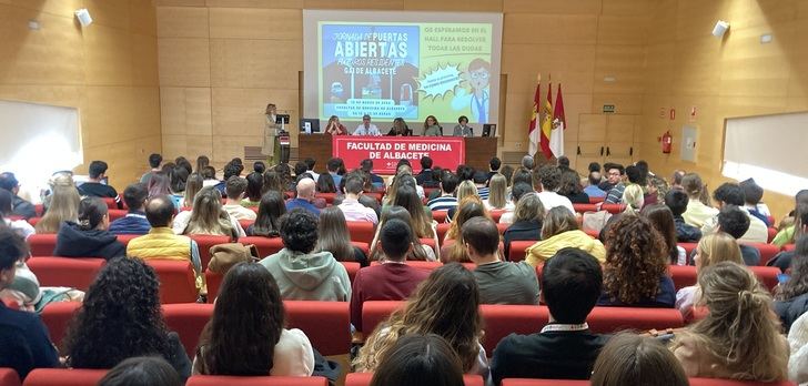 Jornada de puertas abiertas en el Hospital de Albacete.