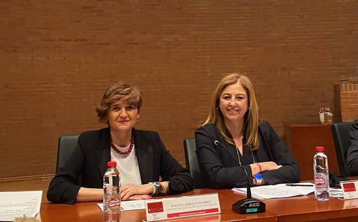 Serrallé (Ayuntamiento de Albacete) felicita a las enfermeras en las Jornadas por su Día Internacional y les agradece su trabajo