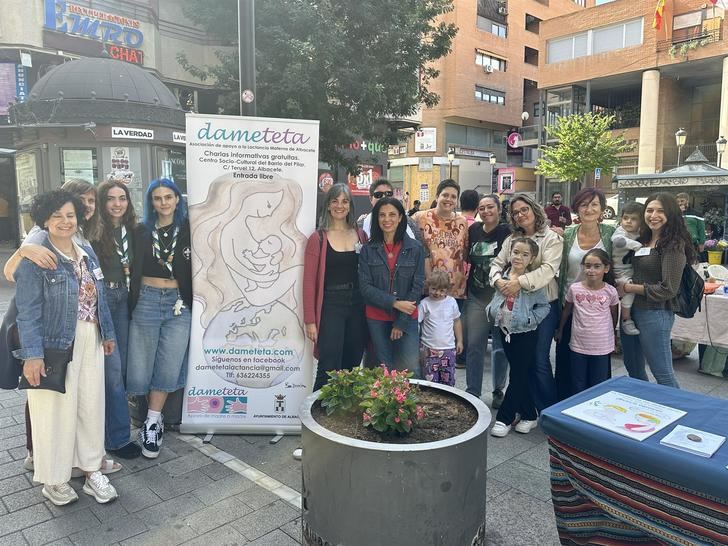 La asociación Damateta celebraba este sábado su Fiesta de la Lactancia en Albacete