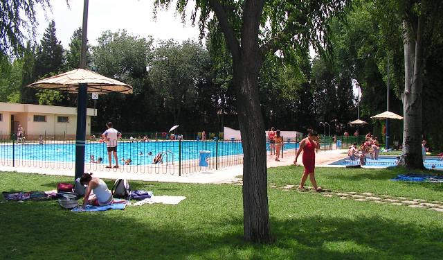 La piscina municipal de verano de La Roda abre sus puertas este sábado