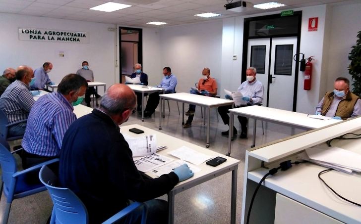 La Lonja Agropecuaria de Albacete retomó sus reuniones presenciales en la sede del ITAP