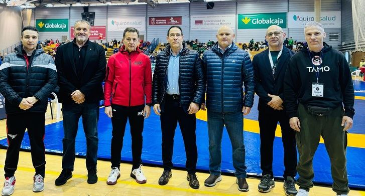 El Campeonato de España de Lucha Grappling atrae a 3.000 visitantes al Pabellón Universitario