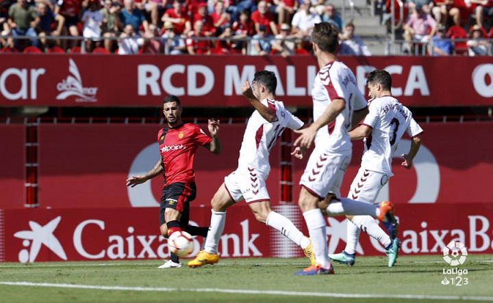 El Albacete Balompié ganó con solvencia en el campo del Real Mallorca (1-3)