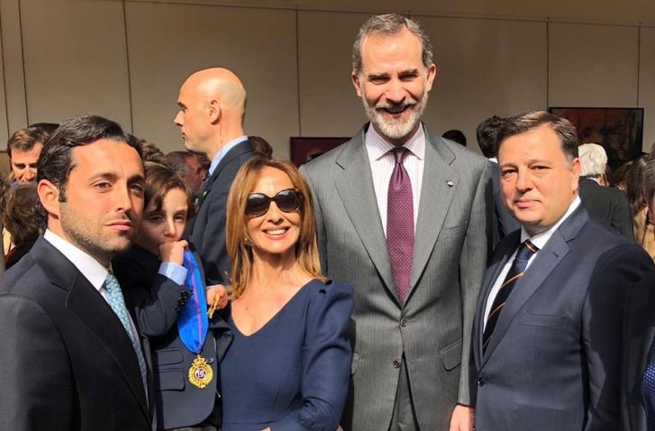 La familia de Dámaso González recibe la Medalla de Oro al Mérito de las Bellas Artes, concedida al torero