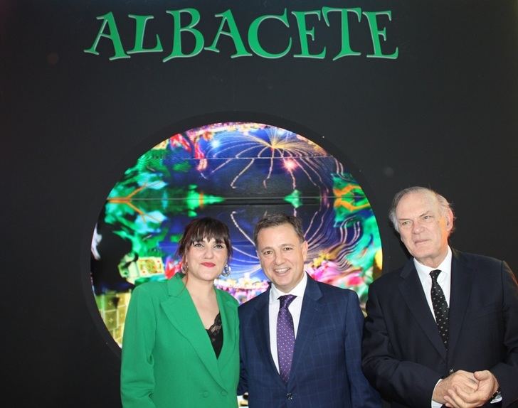 Manuel Serrano ensalza en FITUR los atractivos turísticos de la ciudad de Albacete