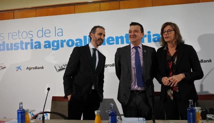  El consejero de Agricultura de Castilla-La Mancha aboga por que la futura PAC ayude a autorregular los mercados