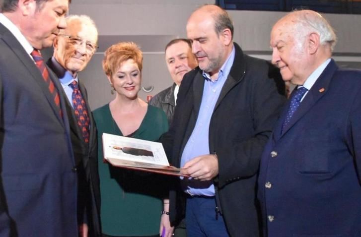 La Junta de Castilla-La Mancha apoya la tauromaquia impulsando un nuevo canal temático en la televisión regional
