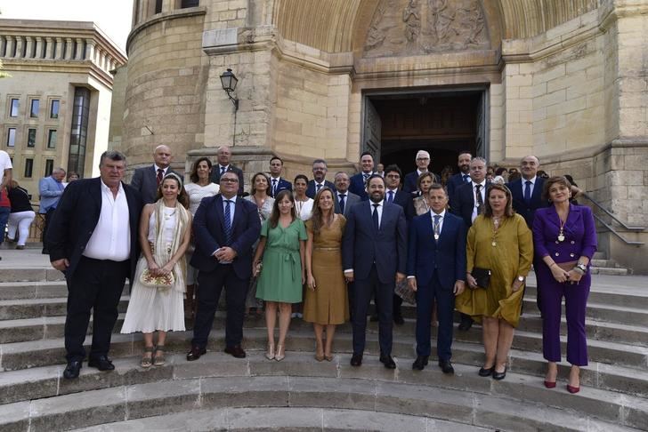 El alcalde de Albacete asiste a la misa de la Patrona y le pide “protección y amparo en estas fiestas”