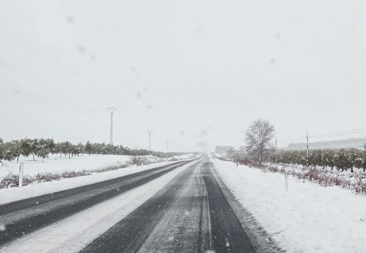 11 incidencias por hielo y nieve este jueves en Castilla-La Mancha