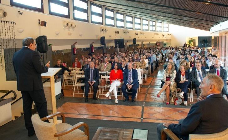 Castilla-La Mancha celebra la I Jornada de Comunidades del IDISCAM para favorecer la investigación potenciando las sinergias