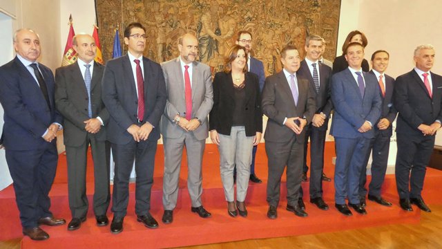 Albacete y el resto de diputaciones de Castilla-La Mancha, firman con la Junta el nuevo Plan Regional de Empleo