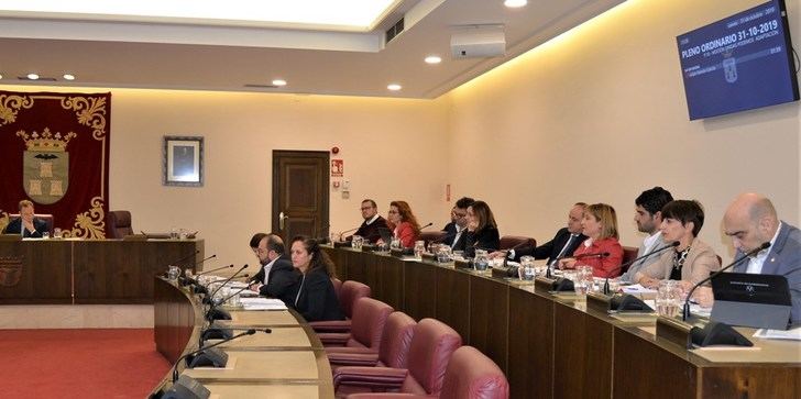 PSOE y Ciudadanos aprueban una moción en el pleno de Albacete para que el prespuesto de la Junta contemple la ampliación del Hospital