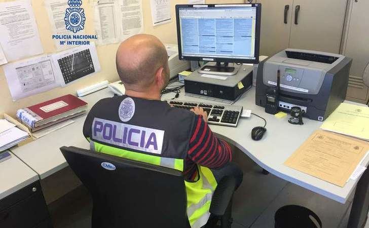 Detenido un hombre, vecino de Almansa, por un delito de estafa por internet