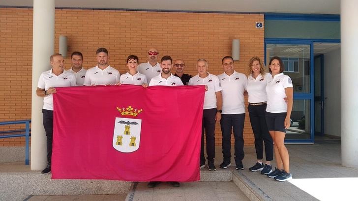 Policías y bomberos de Albacete inician el viaje para participar en los Juegos Mundiales