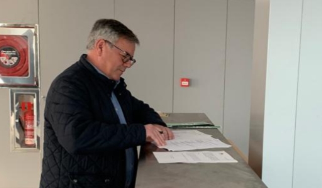 El Ayuntamiento de Hellín firma el acta de recepción del Centro de Salud número 1
